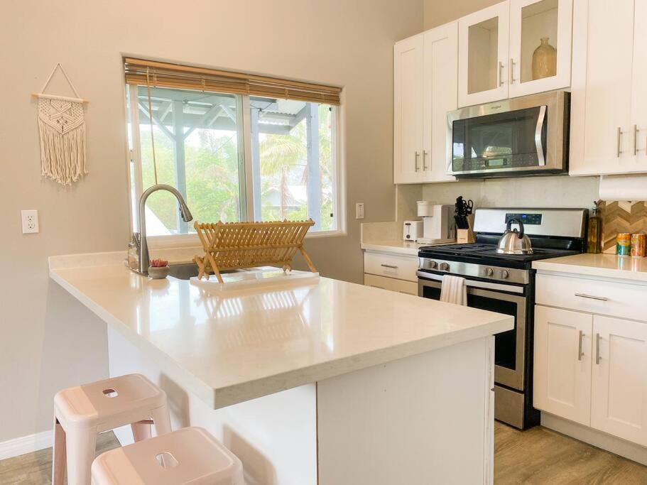 Hibiscus Hale, Full Kitchen, King Bed, Parking Apartment Keaau Exterior foto